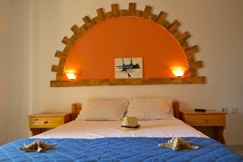 Manolis Studios Kastrákion Habitación foto
