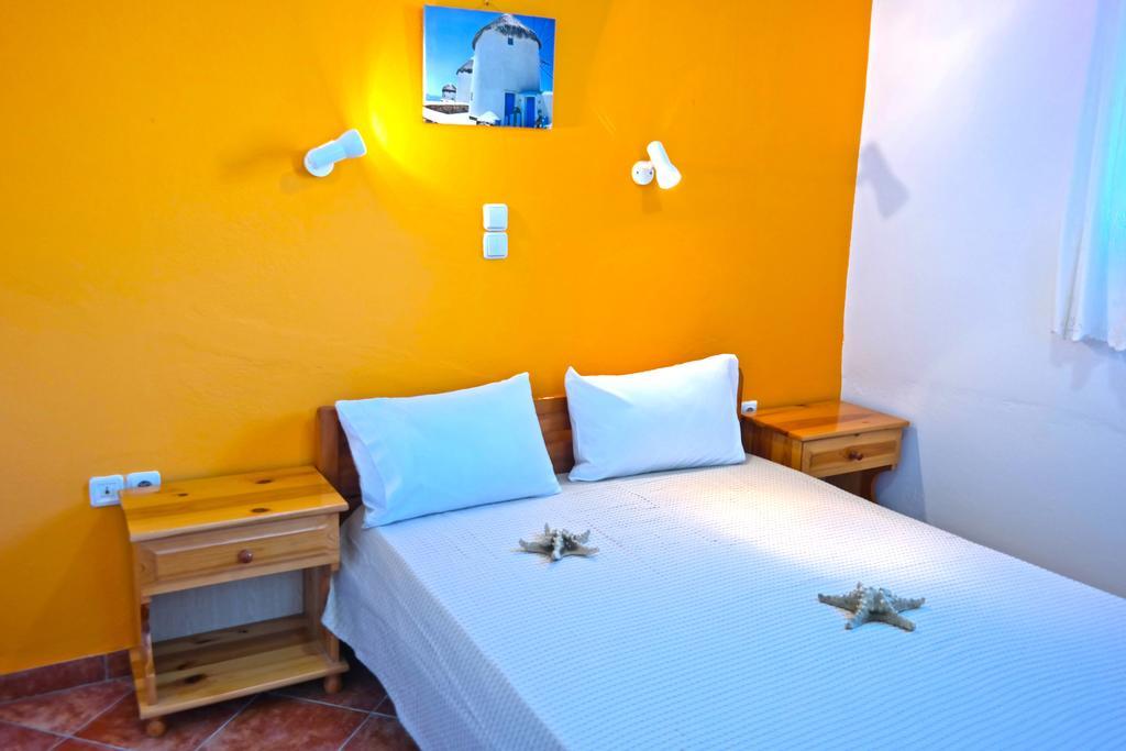 Manolis Studios Kastrákion Habitación foto